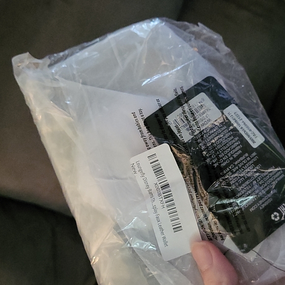 Loungefly Bambi Mini Backpack w/thumper wallet - Picture 4 of 4